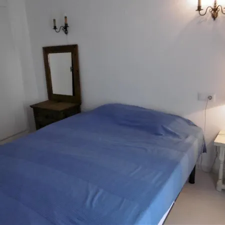 Puig D'esquer - En Planta Baja Y Tres En - Es-228-49 Apartament