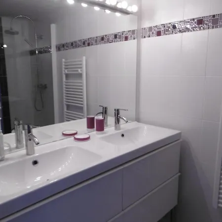 Apartament Puig D'esquer - En Planta Baja Y Tres En - Es-228-49