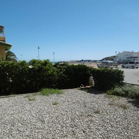 Apartament Puig D'esquer - En Planta Baja Y Tres En - Es-228-49 Llança