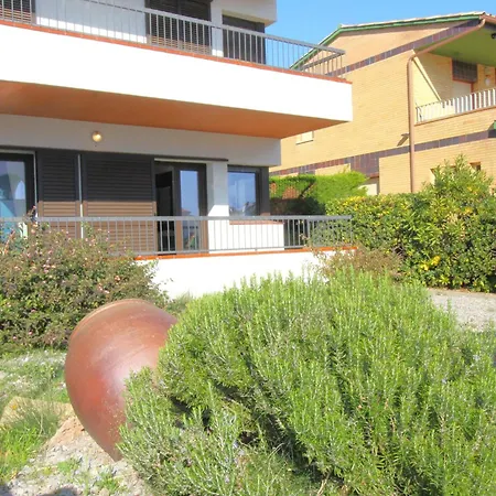 Puig D'esquer - En Planta Baja Y Tres En - Es-228-49 Apartment Llanca
